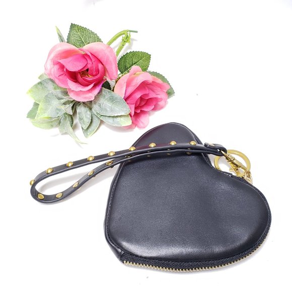 Black Leather Heart Wristlet, by and Other Stories - Picture 4 of 13